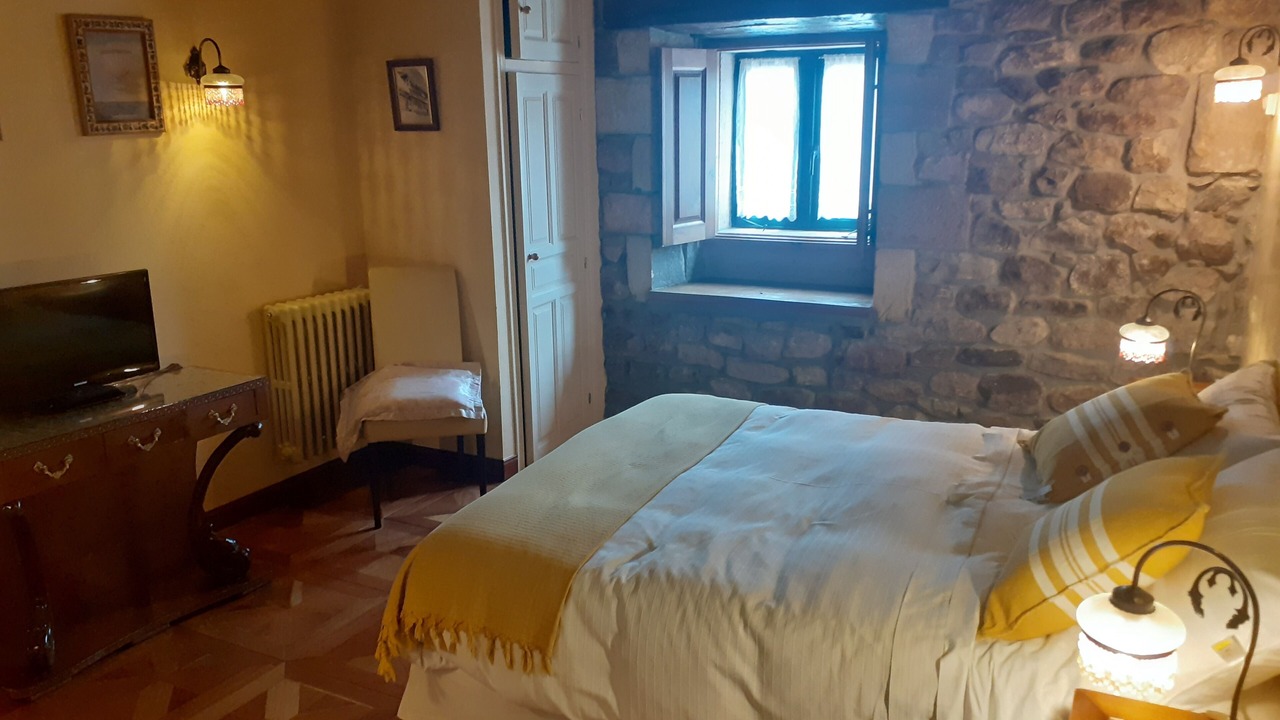 Photo of Bedroom in Hermandad de Campoo de Suso