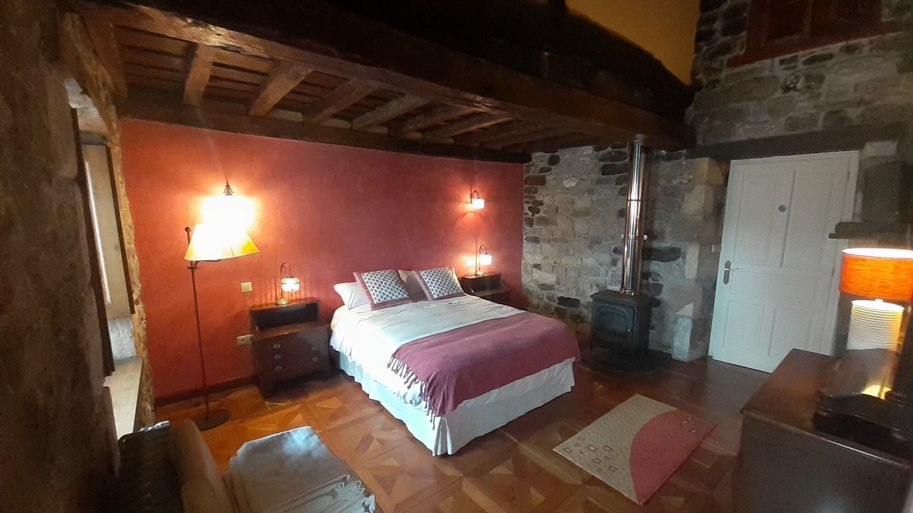 Photo of Bedroom in Hermandad de Campoo de Suso