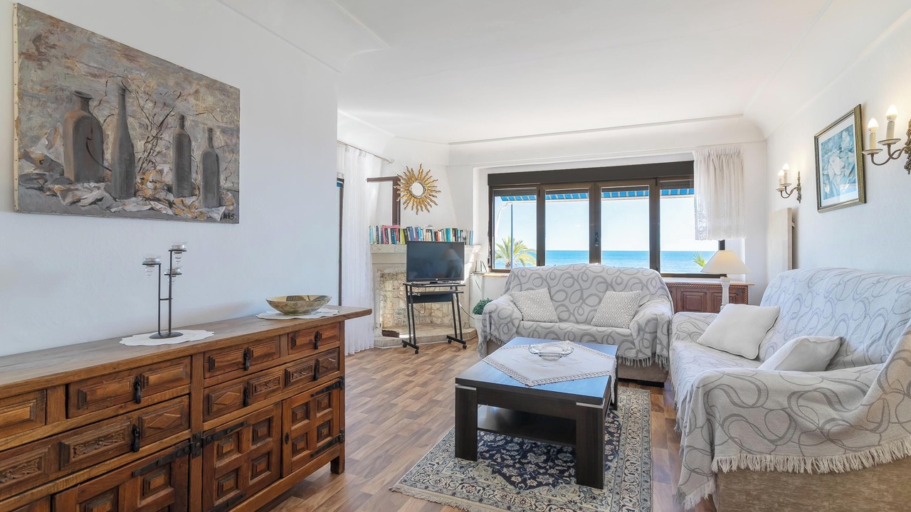 Photo of Livingroom in Cala