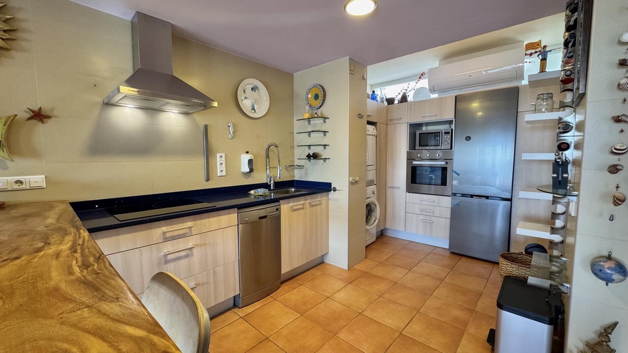 Photo of Kitchen in Roses Town Center