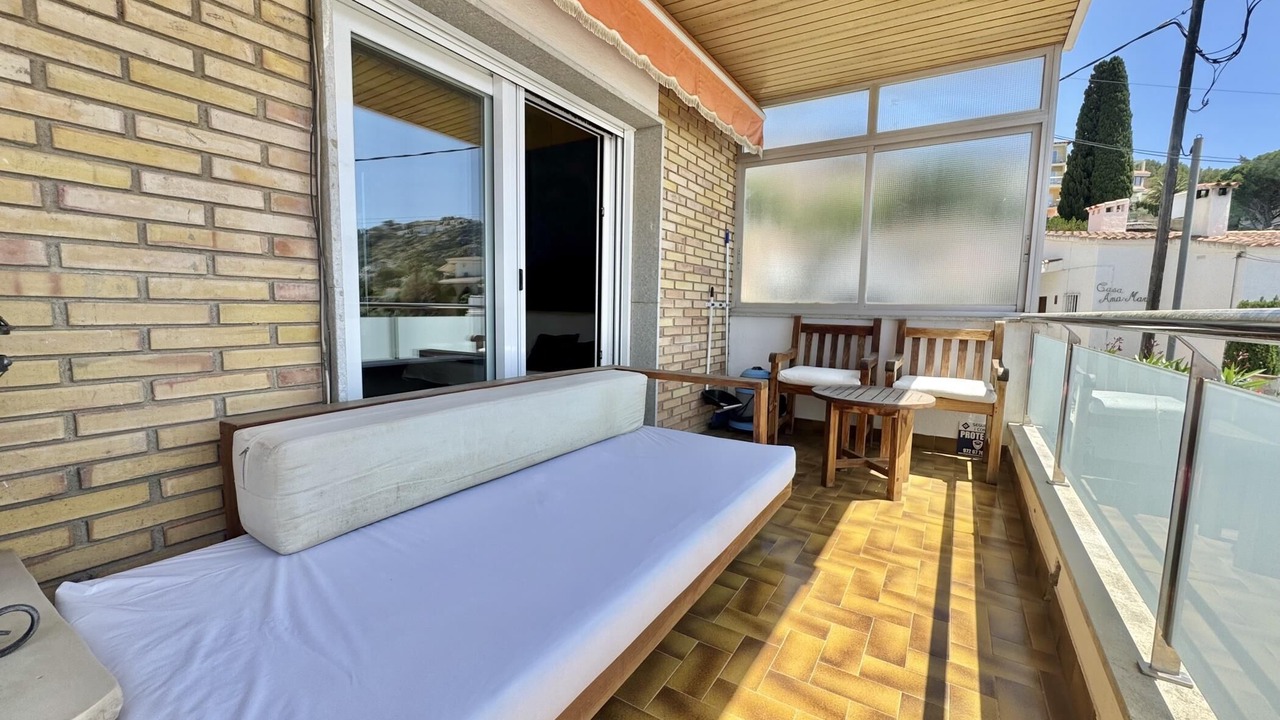 Photo of Patio Balcony in Roses Town Center