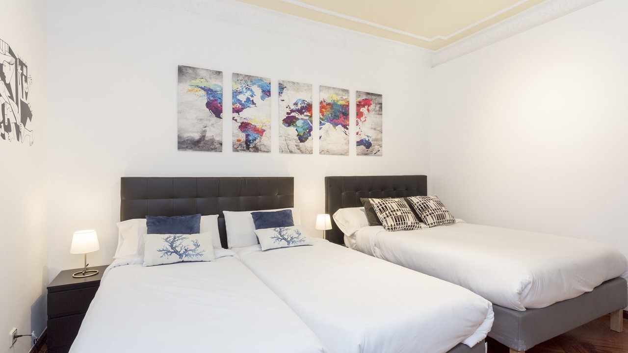 Photo of Bedroom in Golden Triangle of Art