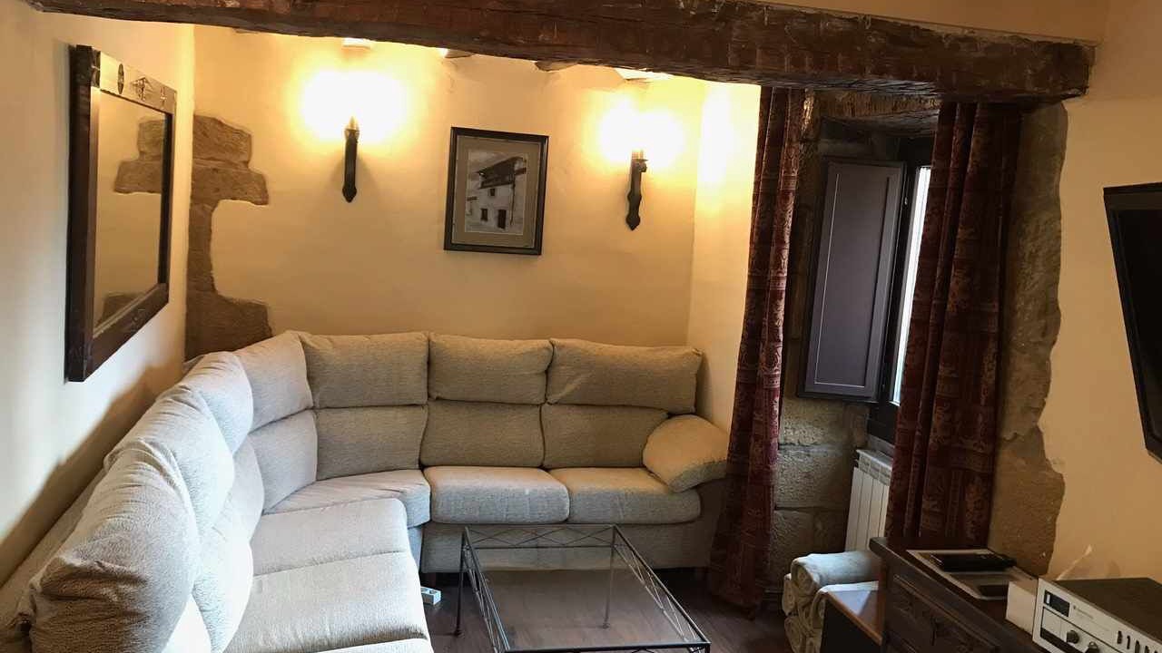 Photo of Livingroom in Leza