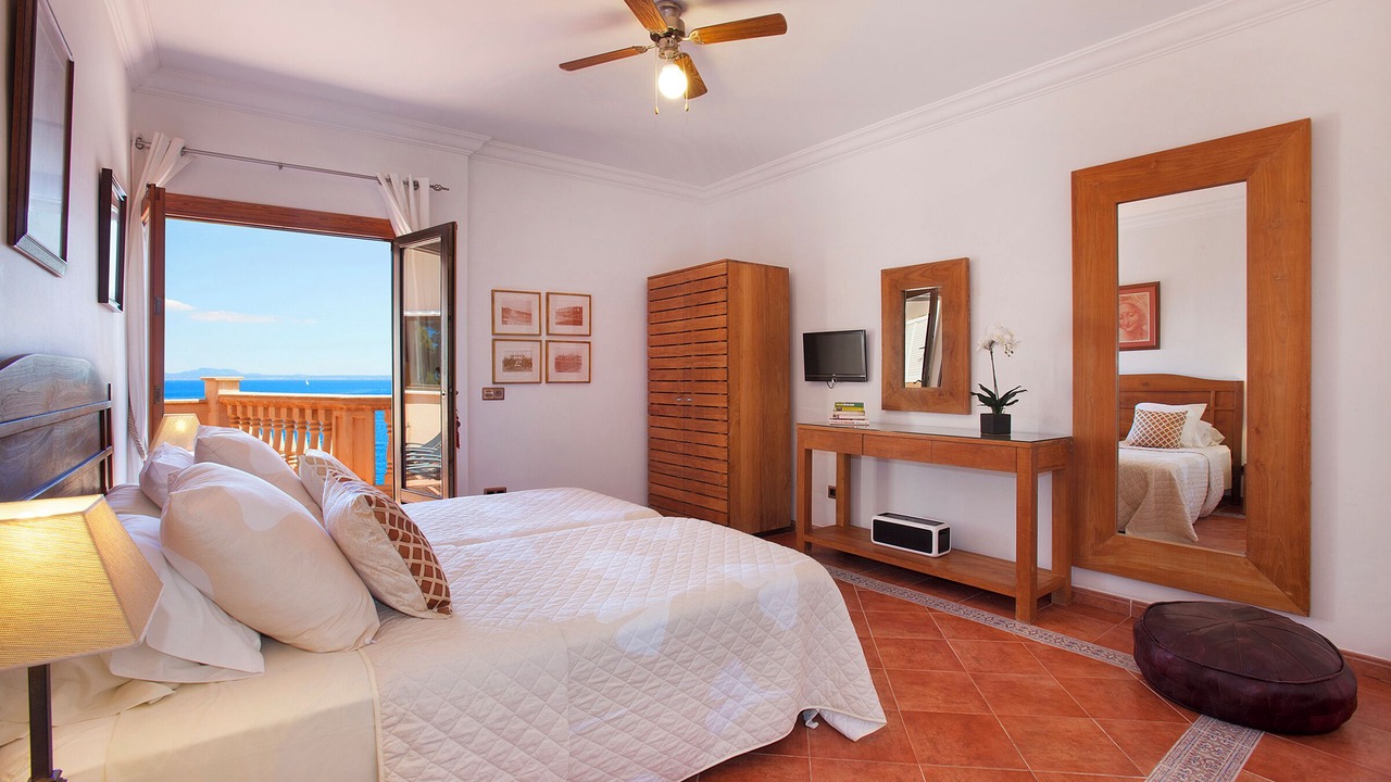 Photo of Bedroom in Badia de Palma