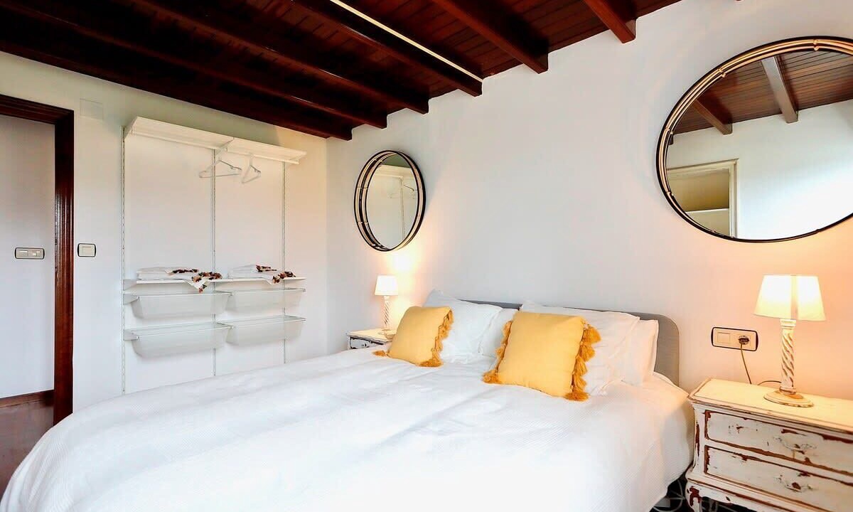 Photo of Bedroom in Loiba