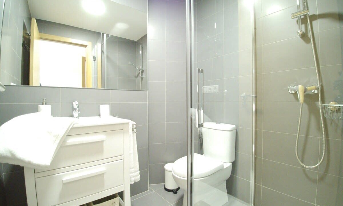 Photo of Bathroom in Viveiro