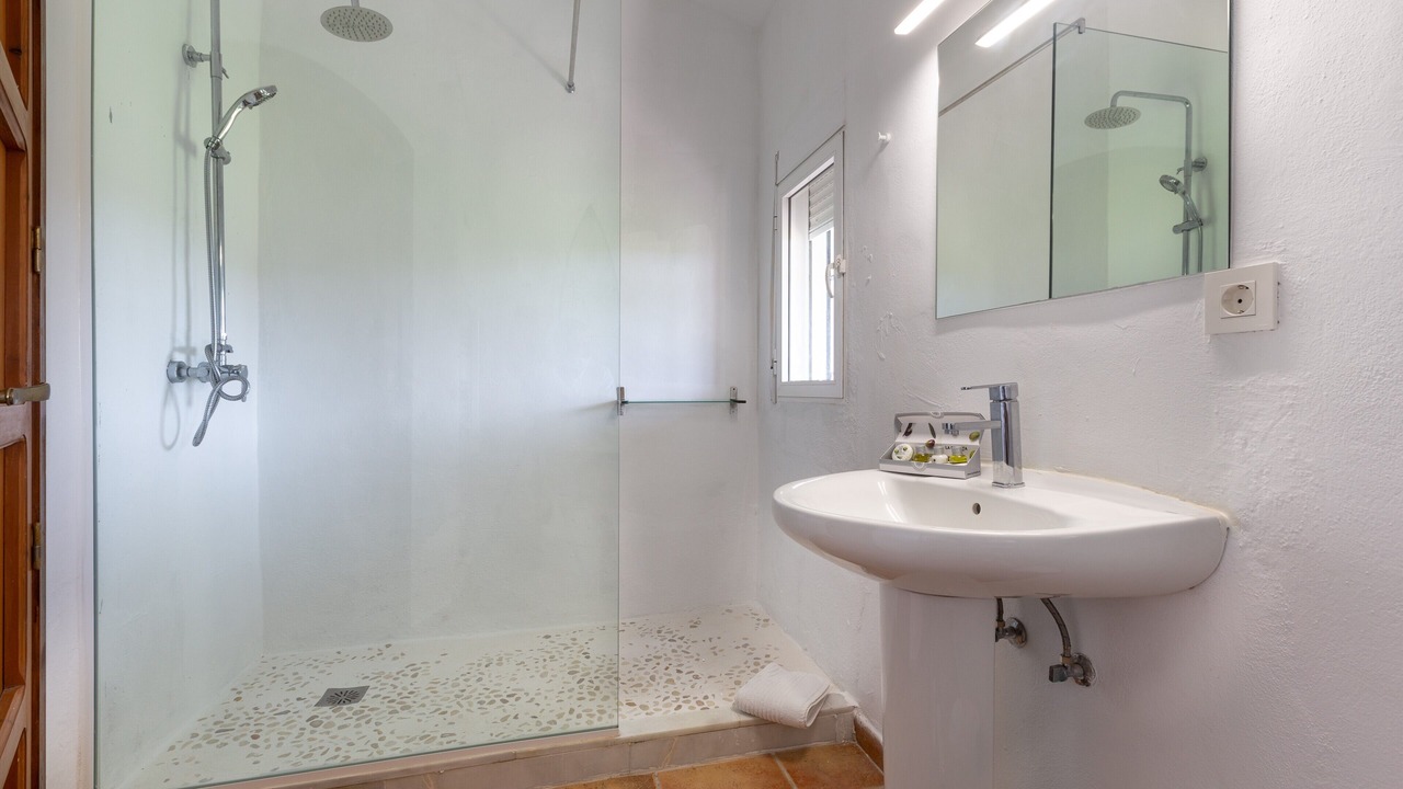 Photo of Bathroom in New Golden Mile