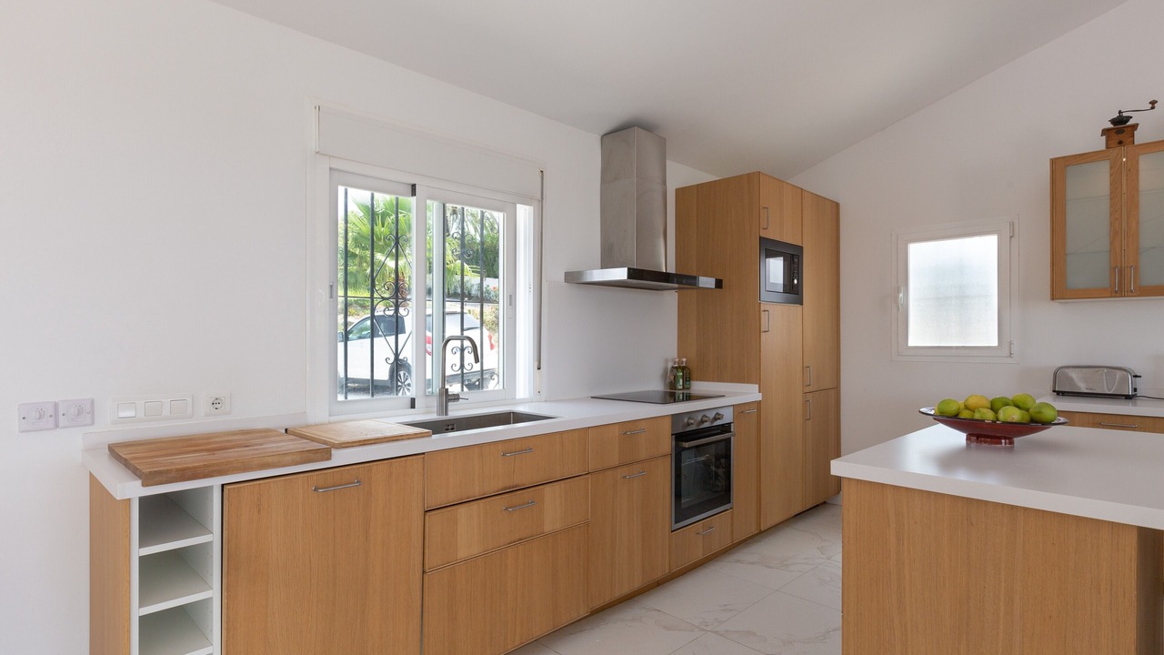 Photo of Kitchen in New Golden Mile