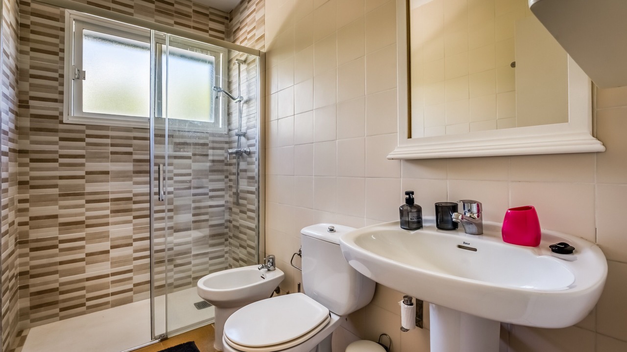 Photo of Bathroom in Coves Noves