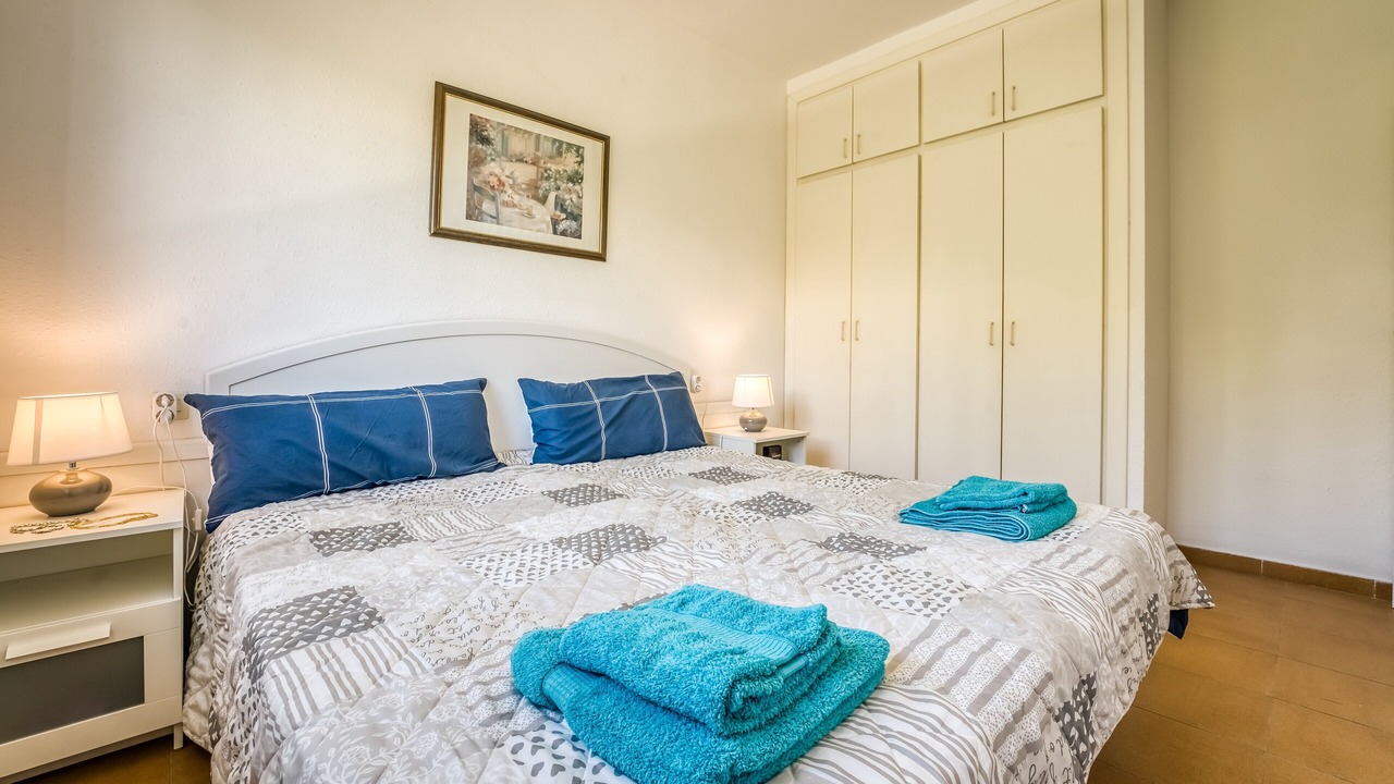 Photo of Bedroom in Coves Noves