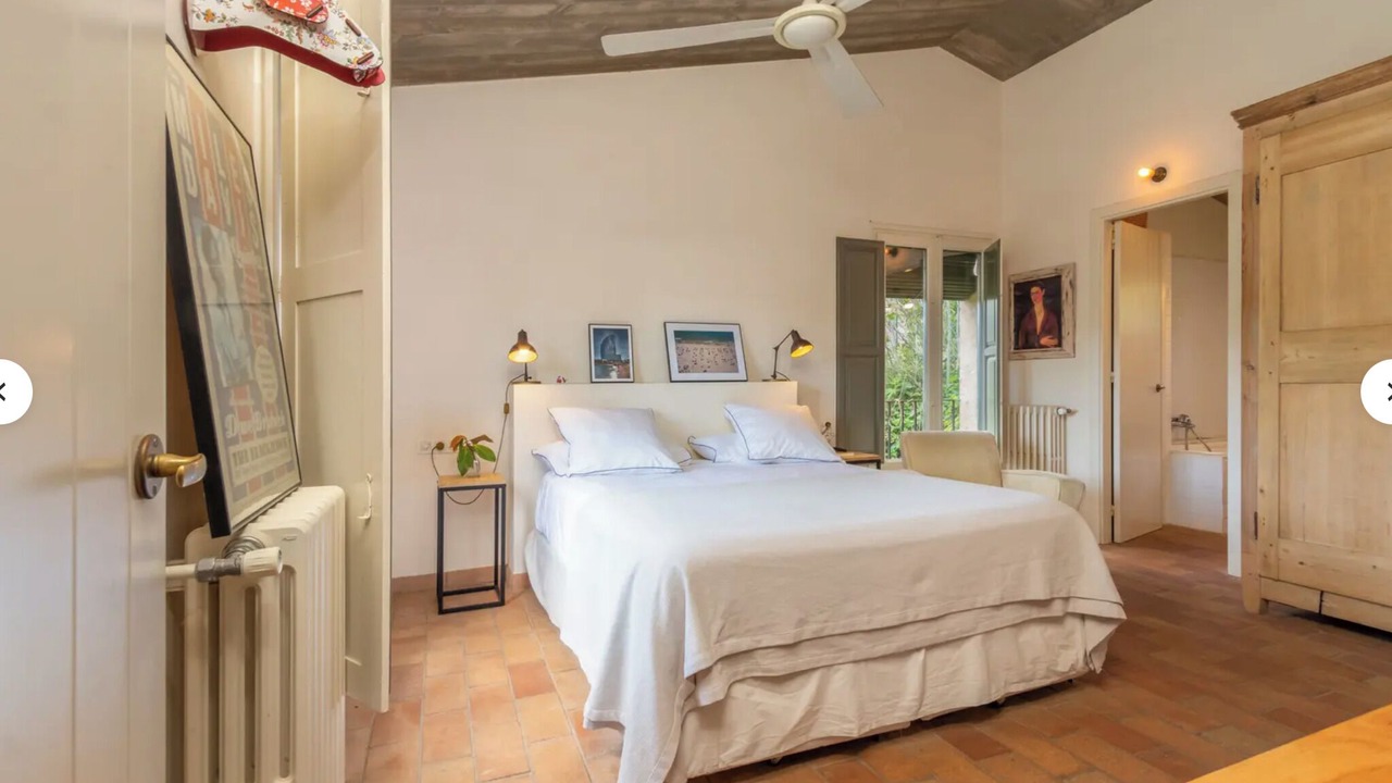 Photo of Bedroom in Llofriu