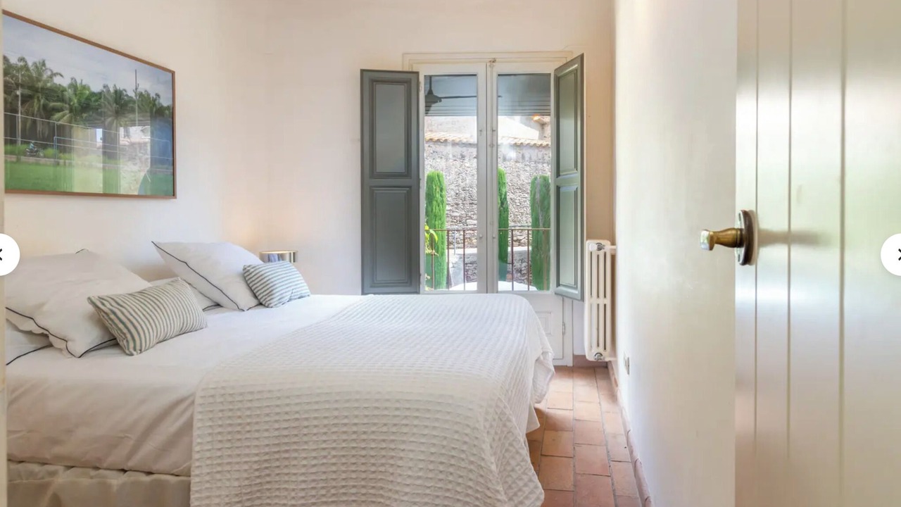 Photo of Bedroom in Llofriu