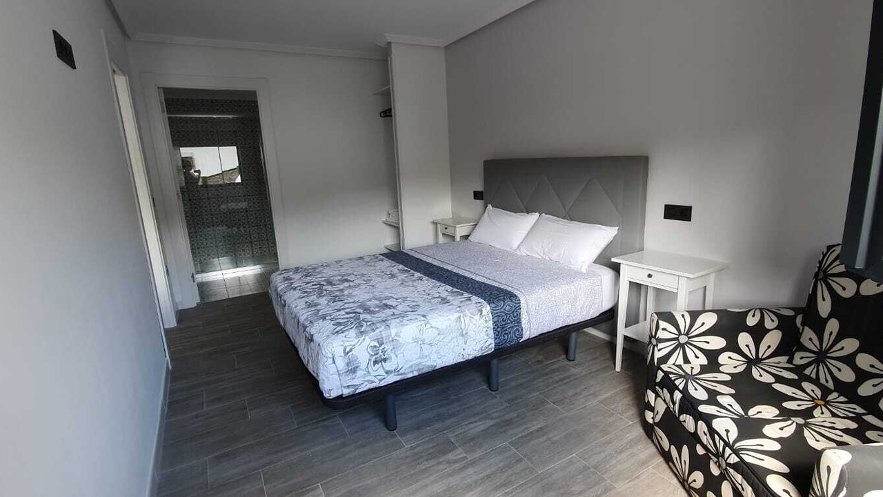Photo of Bedroom in Avin