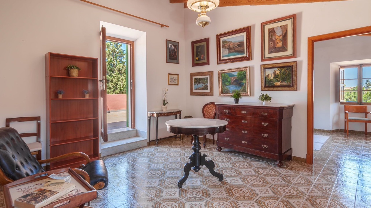 Photo of Bedroom in Establiments