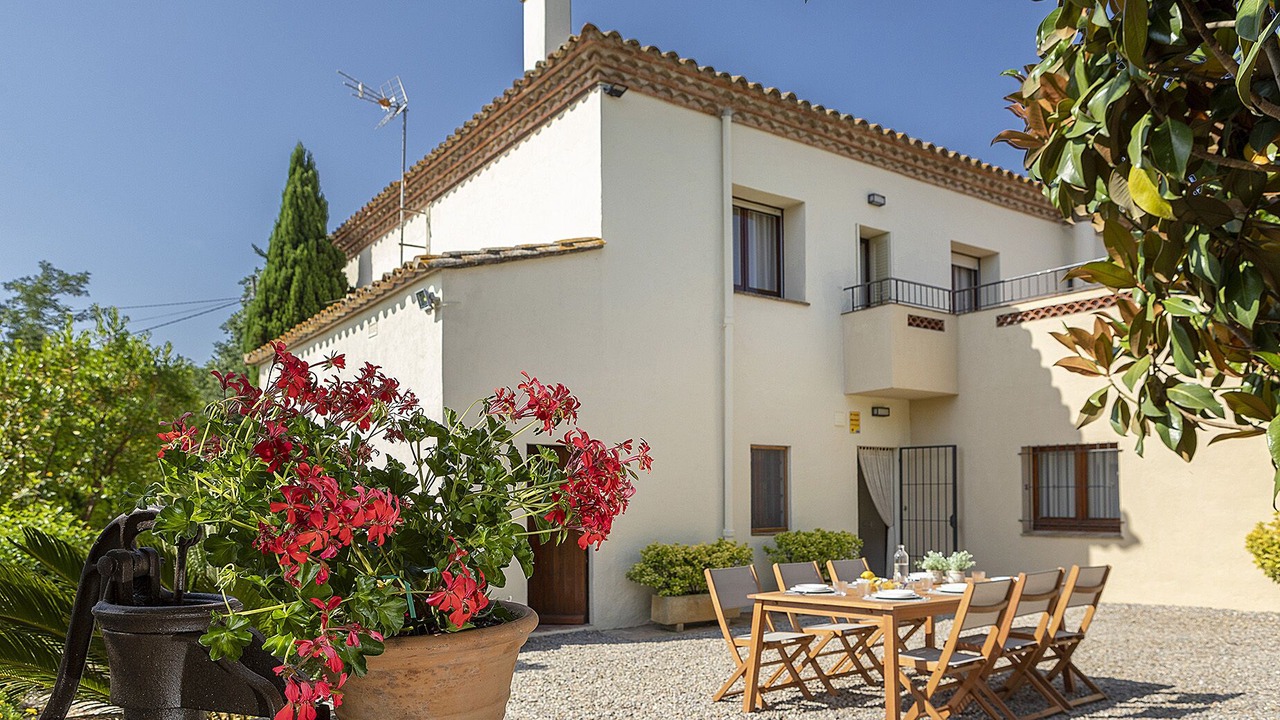 Photo of Outdoor in Monells