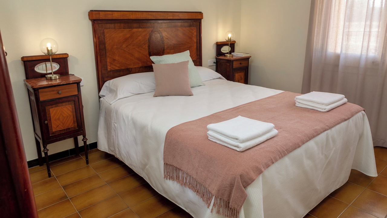 Photo of Bedroom in Monells