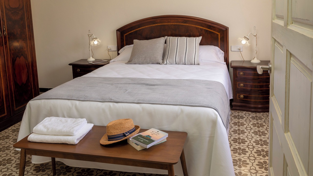 Photo of Bedroom in Monells