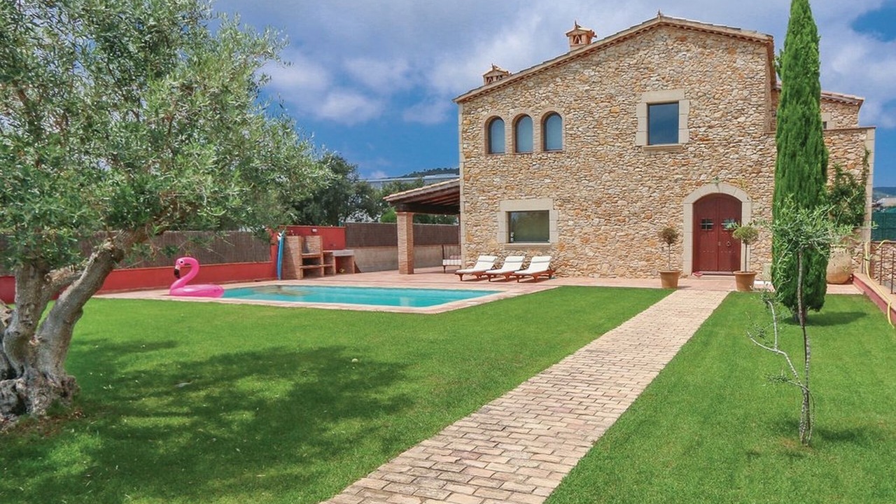 Photo of Outdoor in Vall-Llobrega