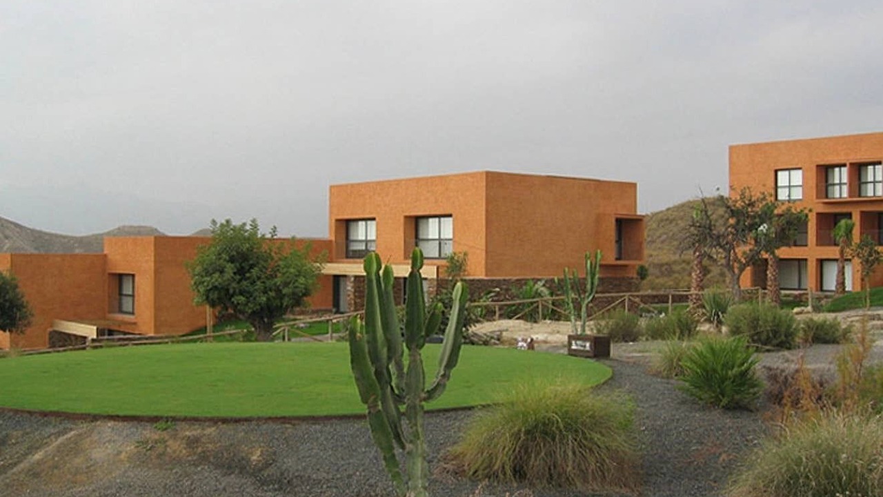 Photo of Outdoor in Vera