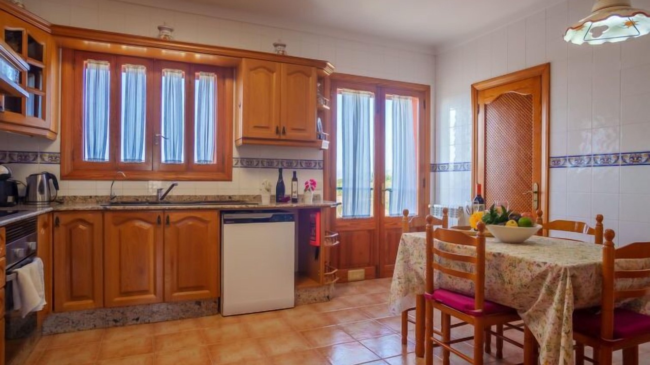 Photo of Bedroom in Portol