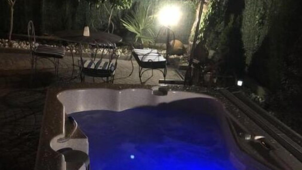 Photo of Patio Balcony in Poo