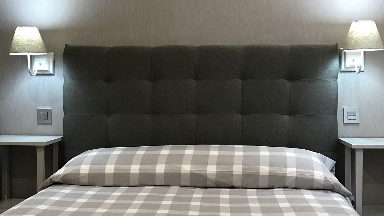Photo of Bedroom in Poo