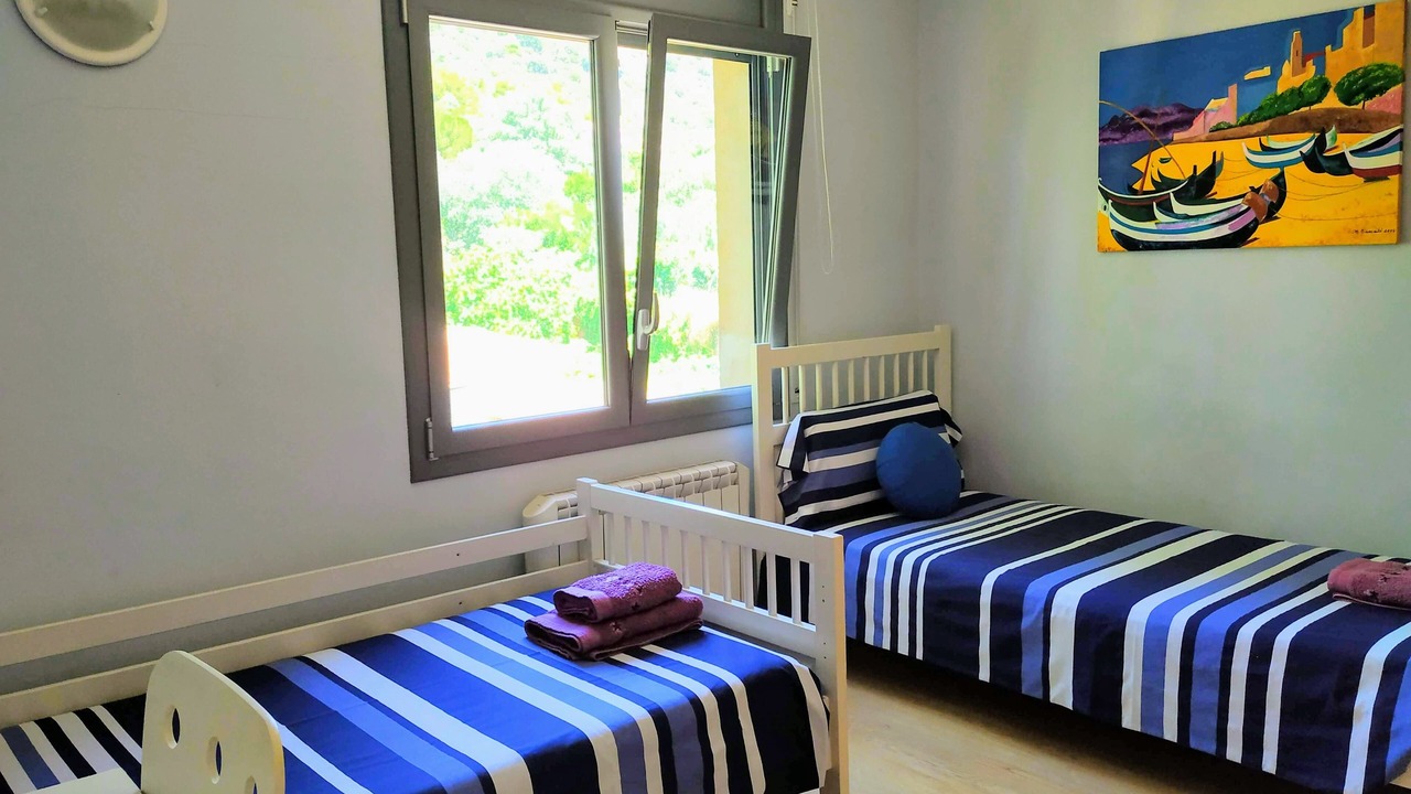 Photo of Bedroom in Palau-Saverdera
