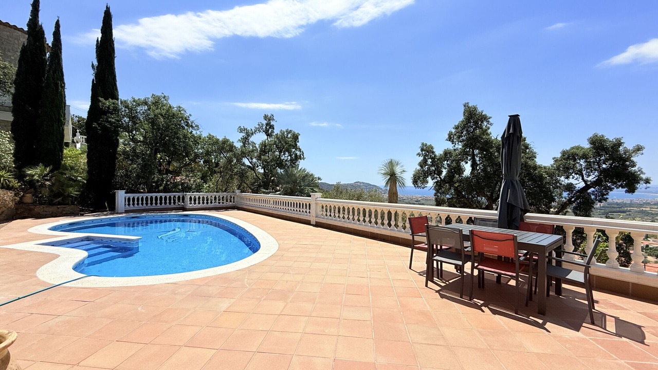 Photo of Outdoor in El Mas Fumats
