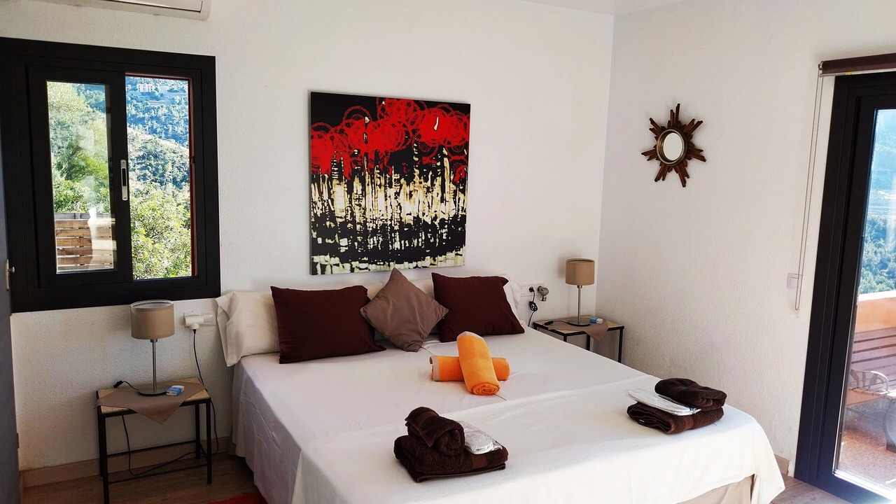 Photo of Bedroom in Banyalbufar