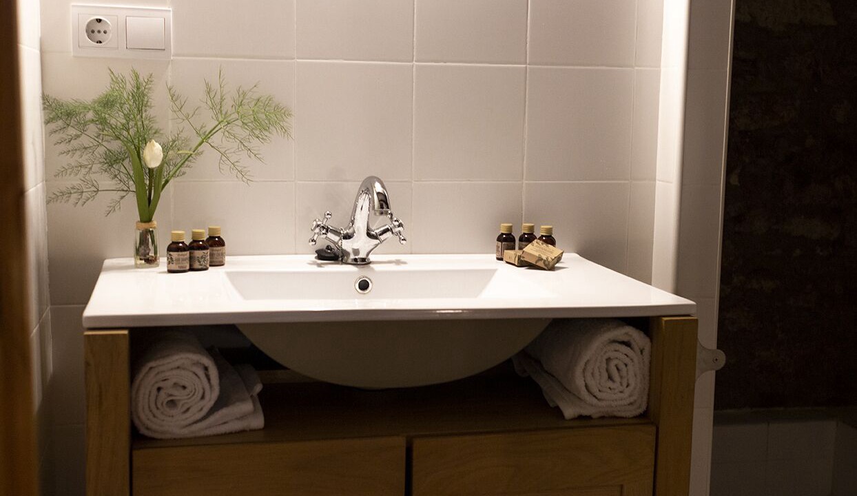 Photo of Bathroom in Figaro-Montmany