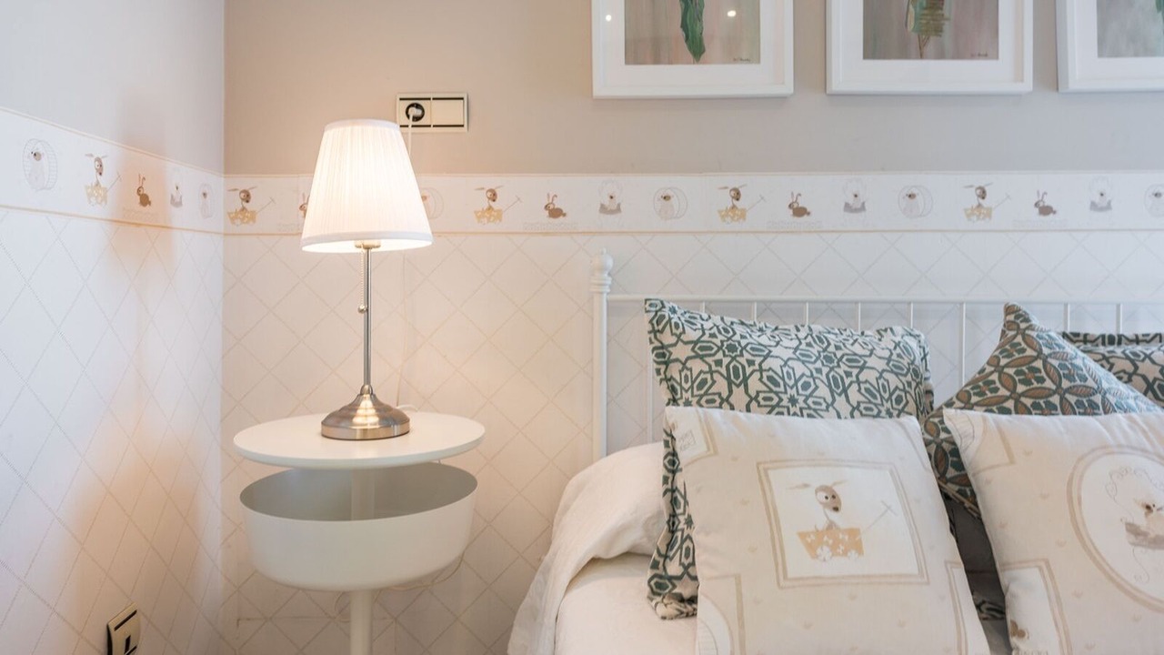 Photo of Bedroom in Coin