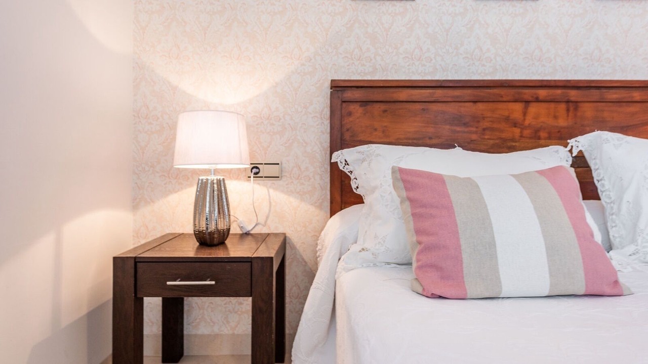 Photo of Bedroom in Coin
