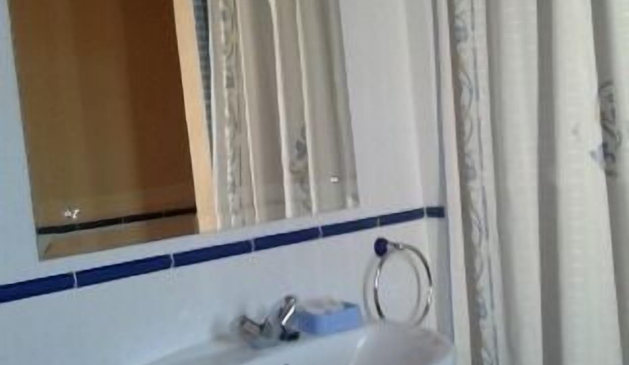 Photo of Bathroom in Tejeda de Tietar