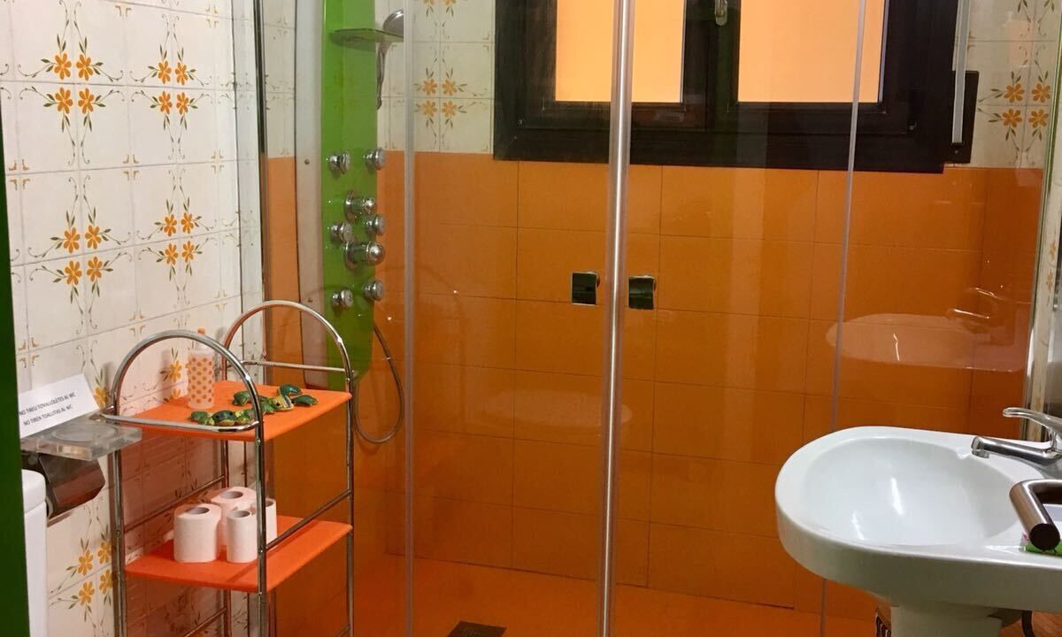 Photo of Bathroom in Castello d'Empuries