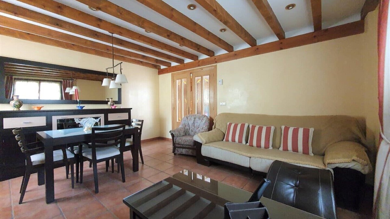Photo of Livingroom in Orduna