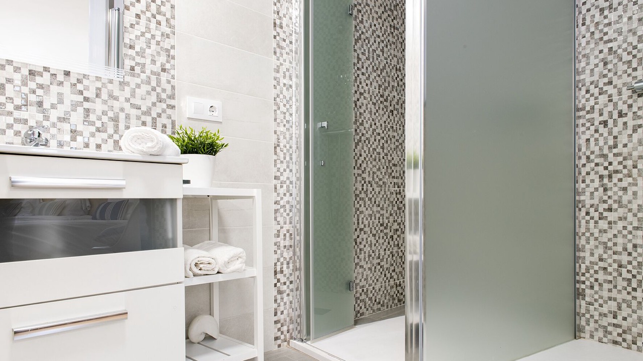 Photo of Bathroom in Saians