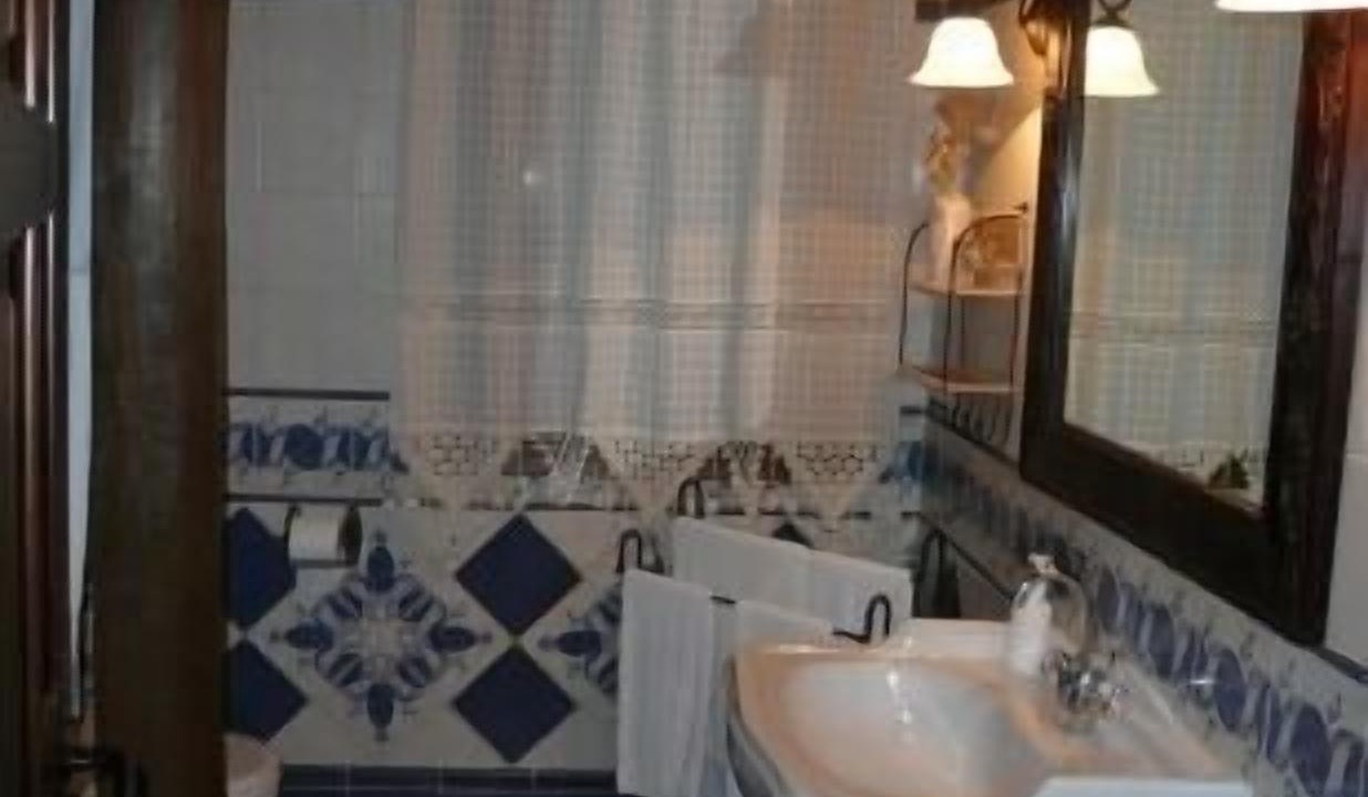 Photo of Bathroom in La Puebla de Roda