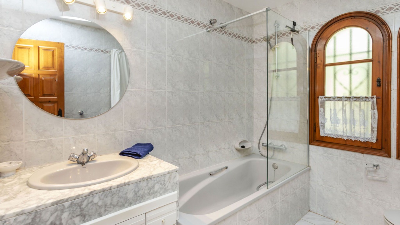 Photo of Bathroom in Calonge