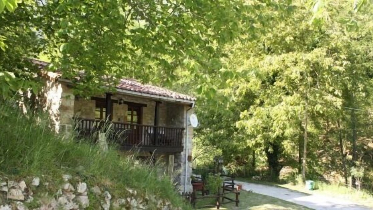 Photo of Outdoor in Llonin