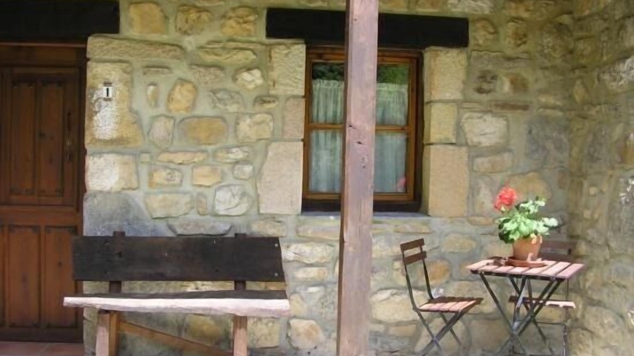 Photo of Patio Balcony in Llonin
