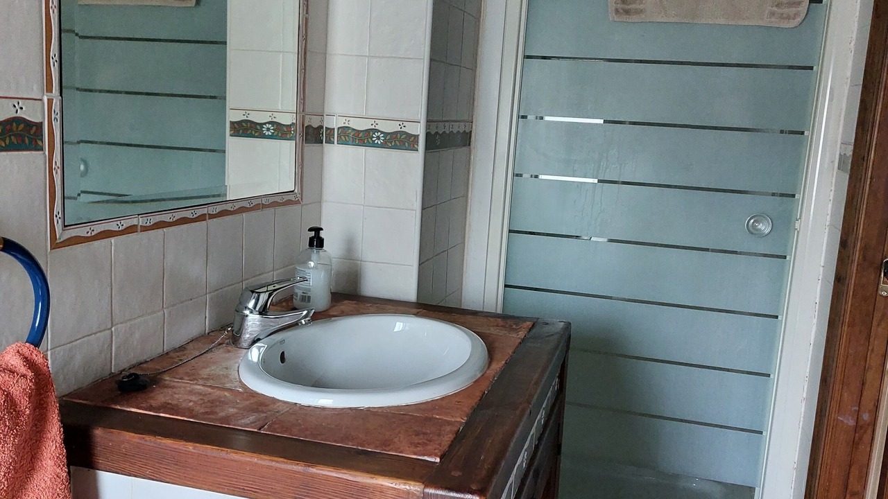 Photo of Bathroom in Roscales de la Pena