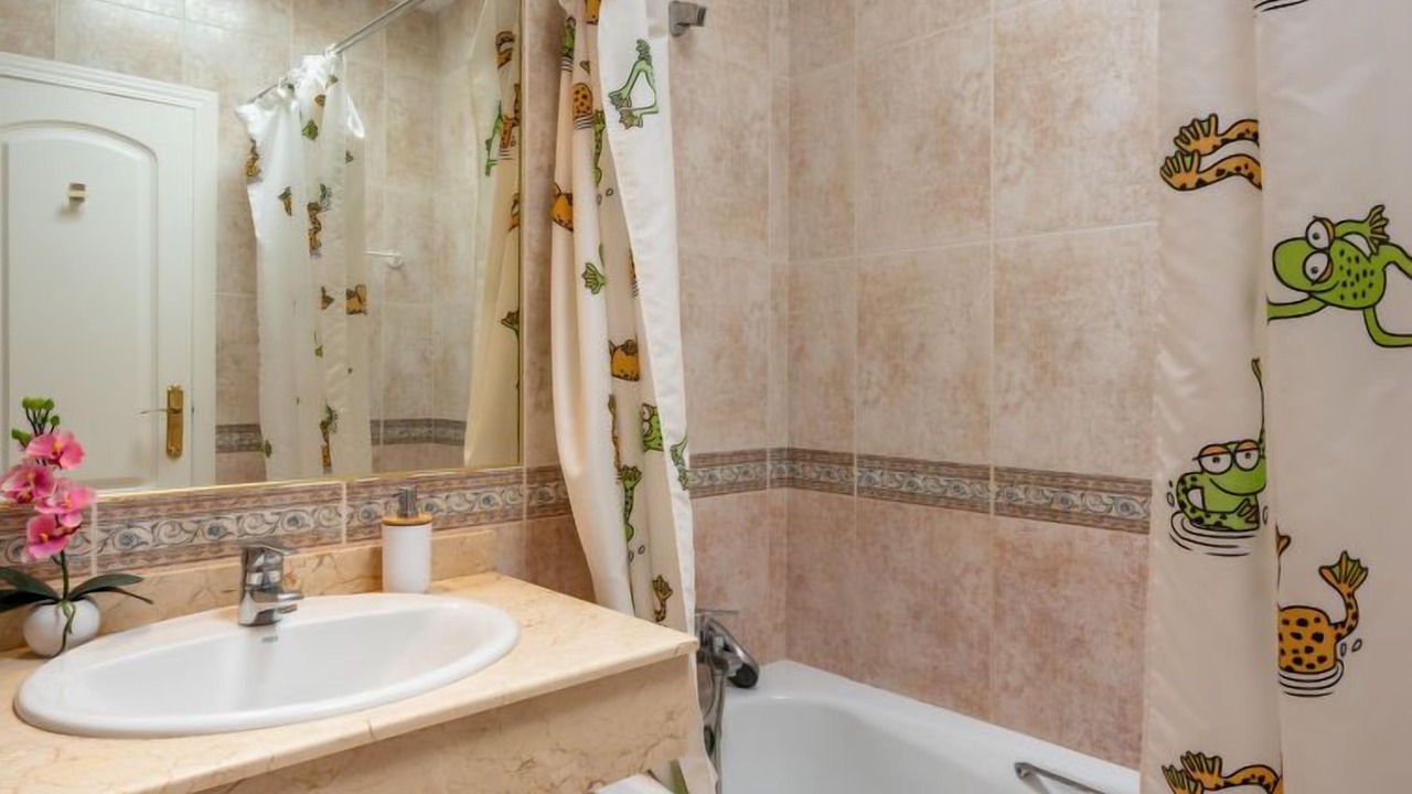 Photo of Bathroom in Vera