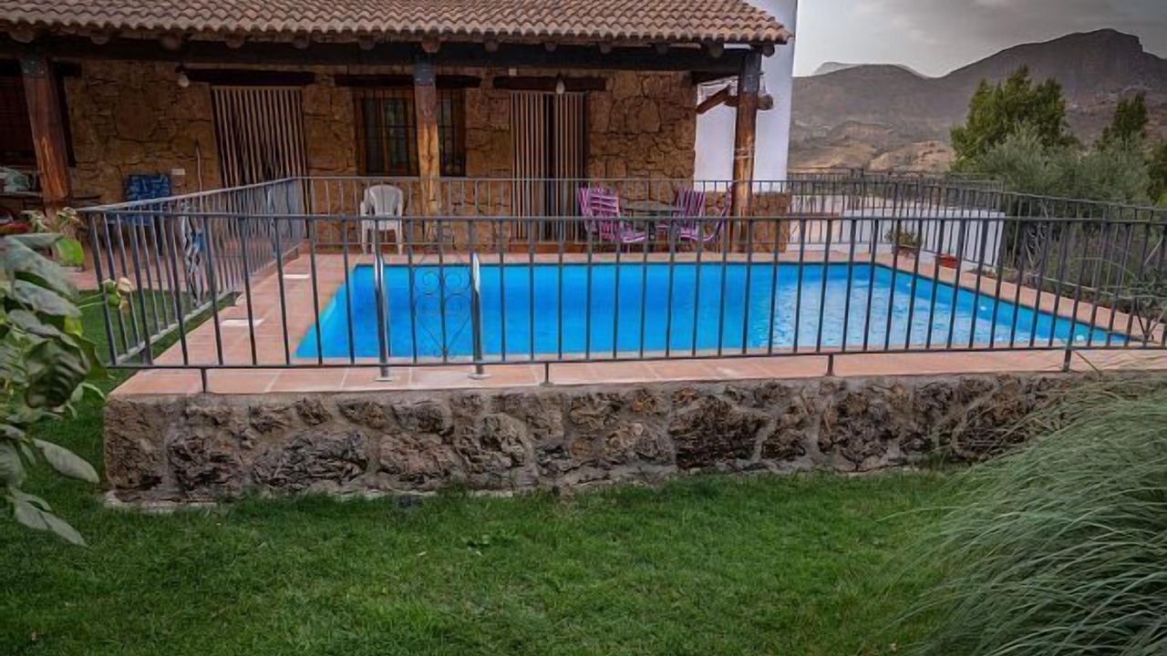 Photo of Outdoor in Arbuniel