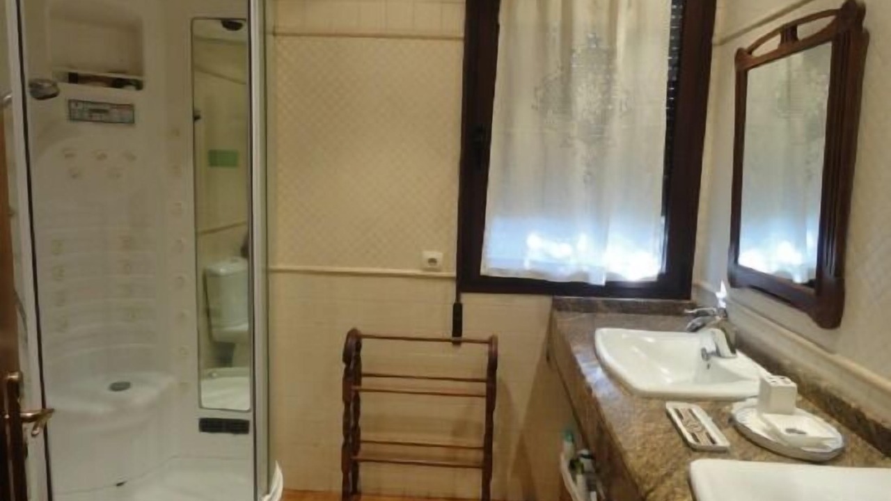 Photo of Bathroom in Navas de Riofrio