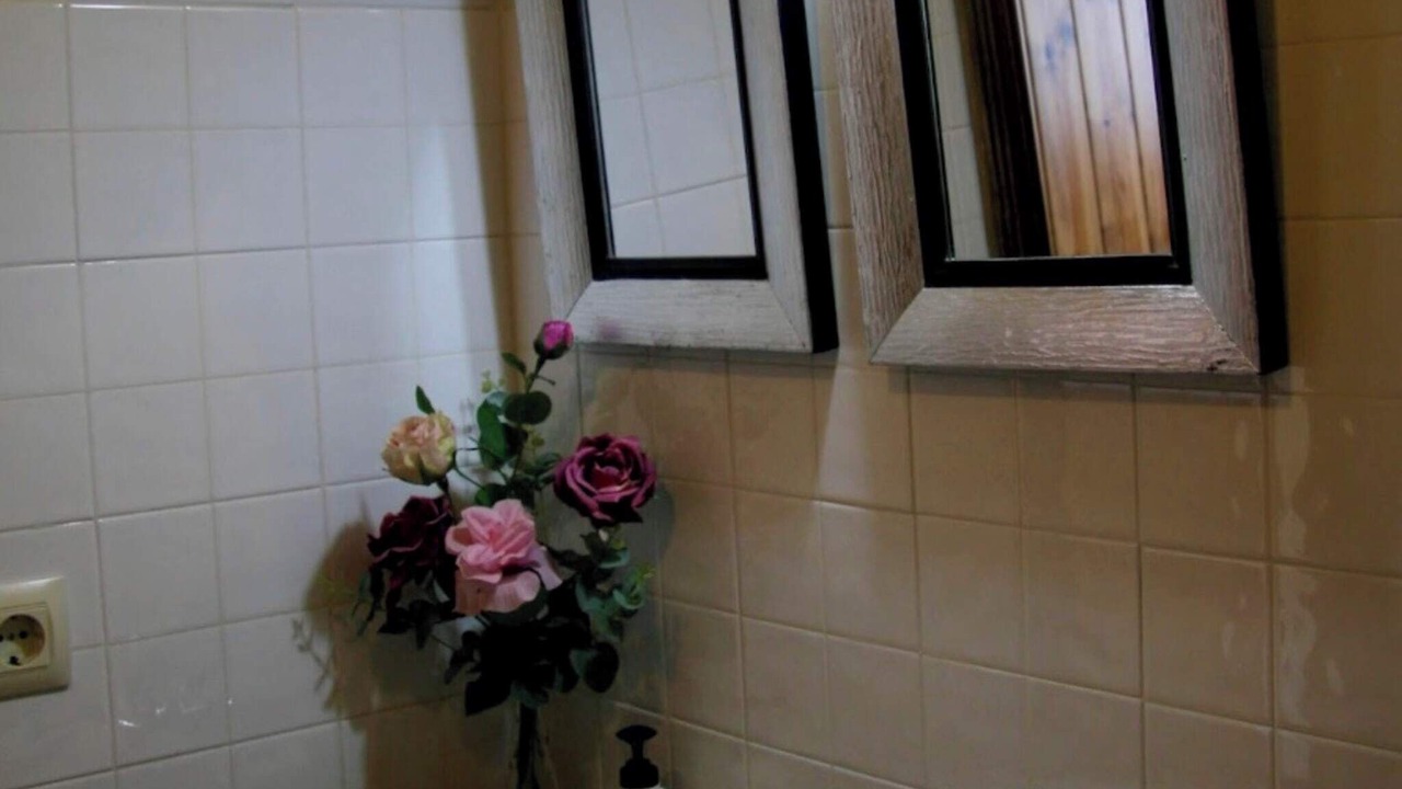 Photo of Bathroom in Panes