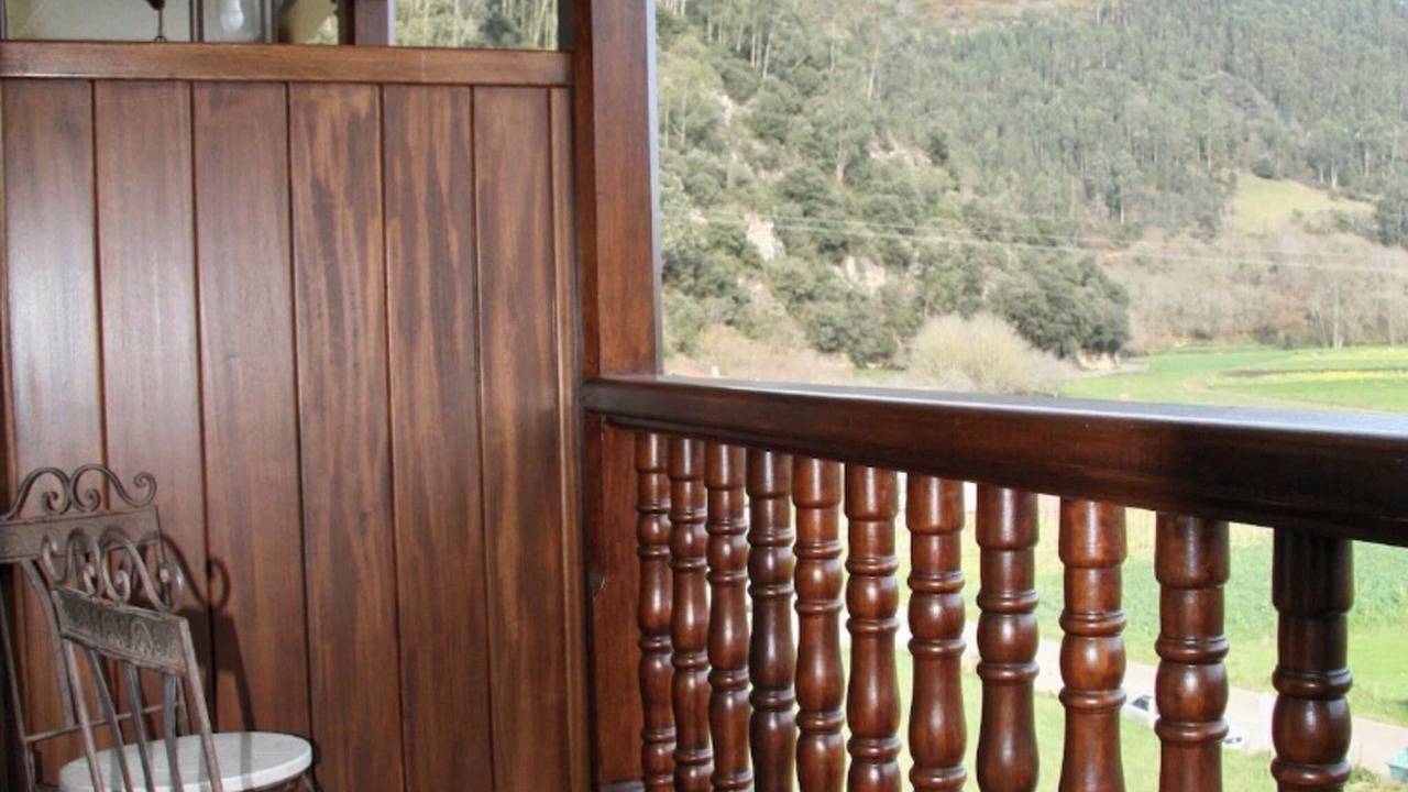 Photo of Outdoor in Panes