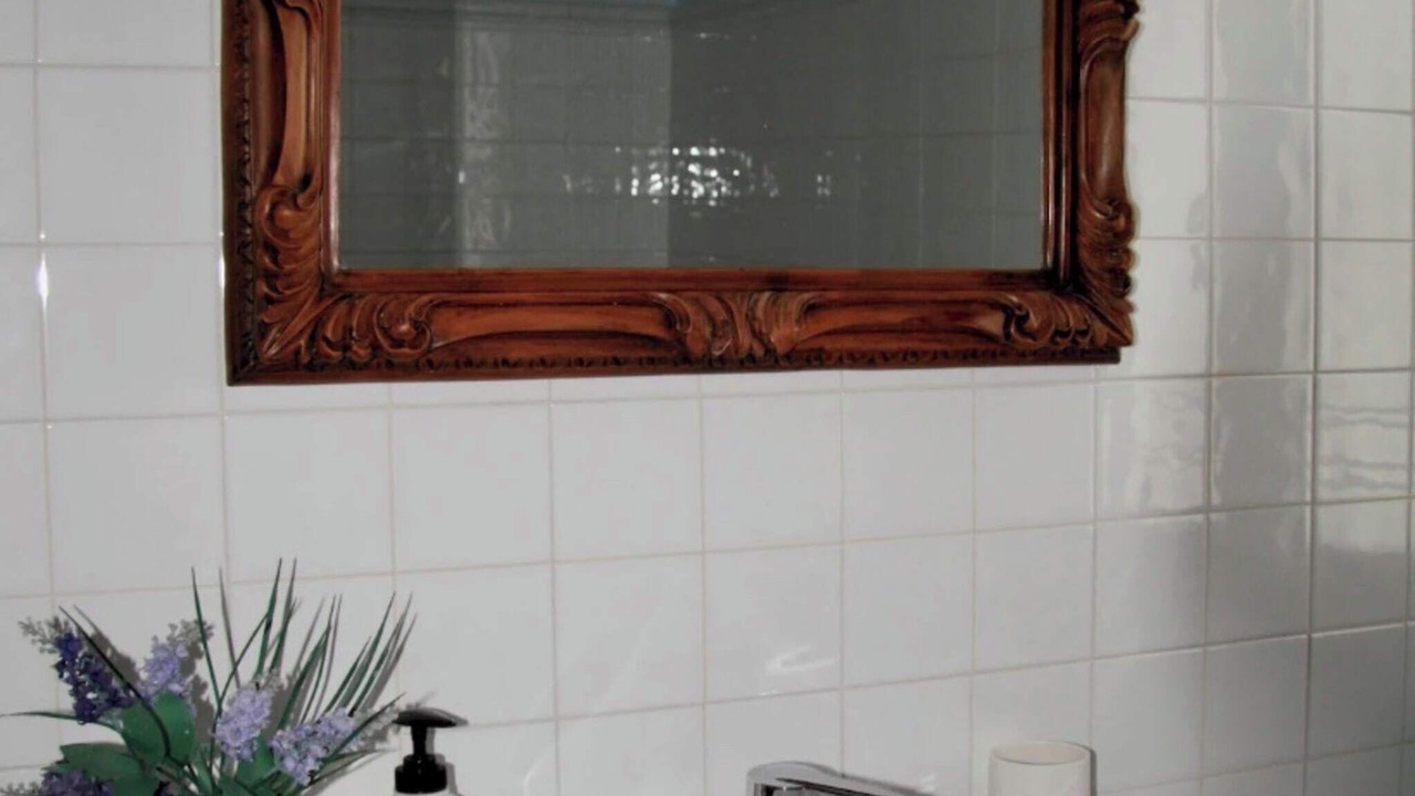 Photo of Bathroom in Panes