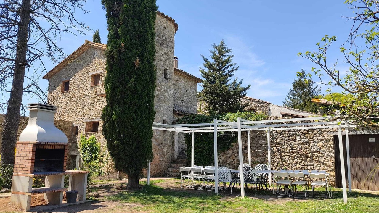 Photo of Outdoor in Maia de Montcal