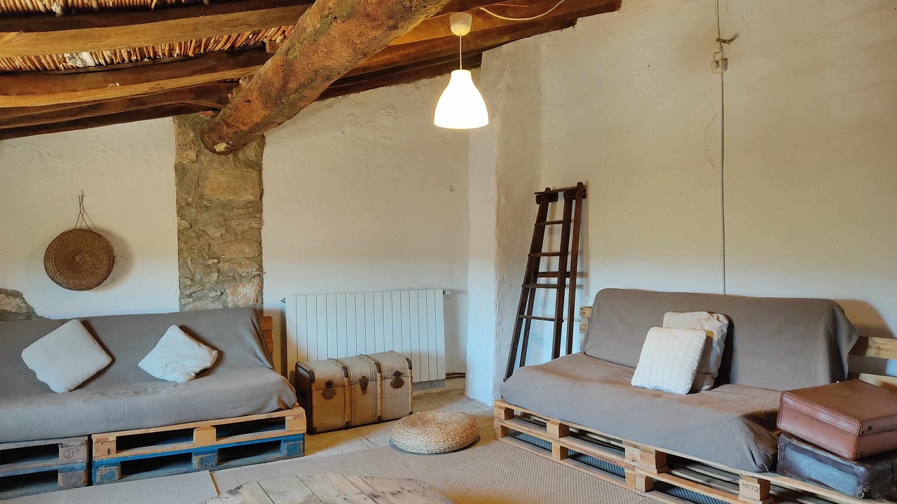 Photo of Livingroom in Maia de Montcal