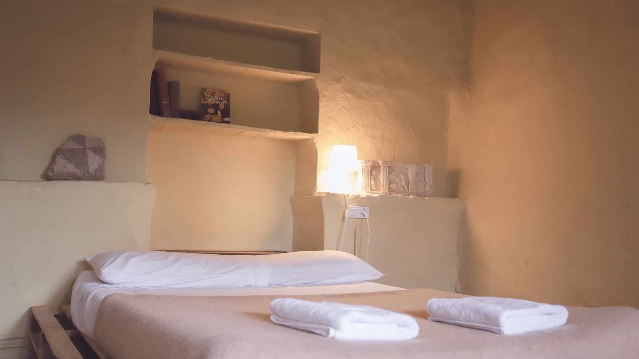 Photo of Bedroom in Maia de Montcal